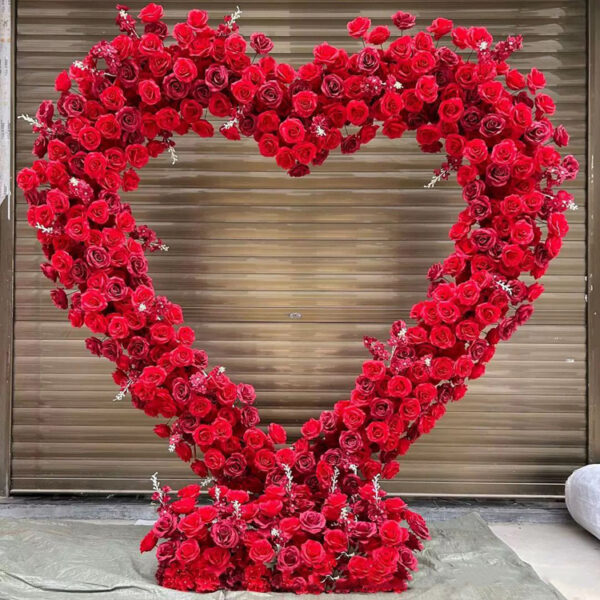 9ft x 9ft Heart Arch